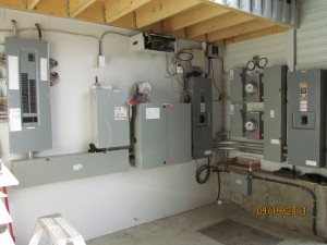 Branchement et installation panneau électrique - Secteur Commercial | Marois Électricien & Fils